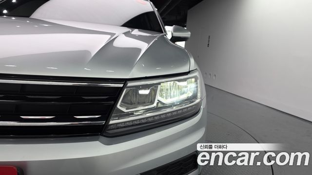 Volkswagen Tiguan 2020 — photo 8