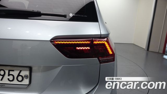 Volkswagen Tiguan 2020 — photo 9