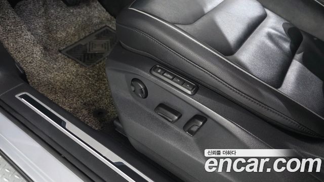 Volkswagen Tiguan 2020 — photo 30