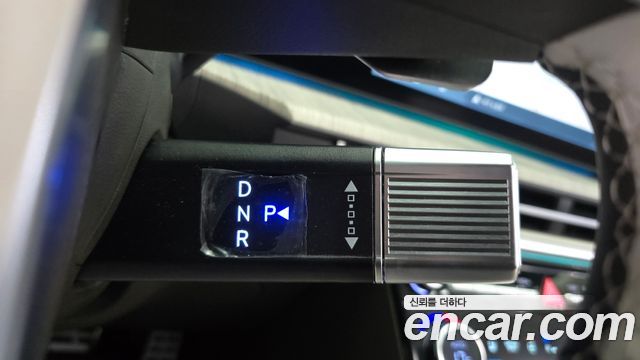 Hyundai Santafe 2025 — photo 9