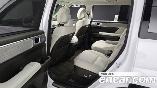 Hyundai Santafe 2025 — photo 11