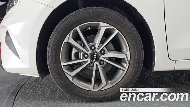 Kia K3 2024 — photo 5