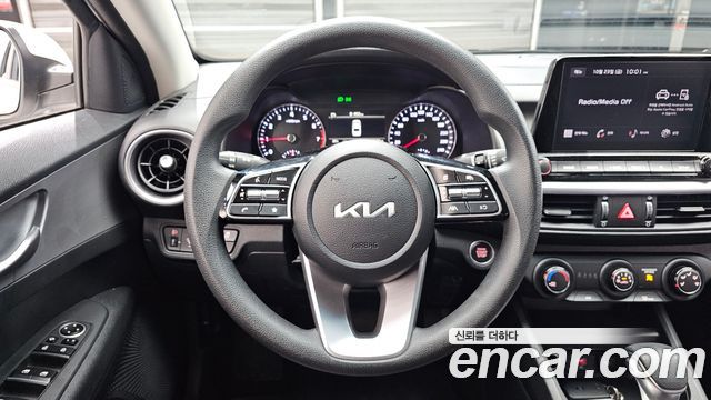 Kia K3 2024 — photo 15