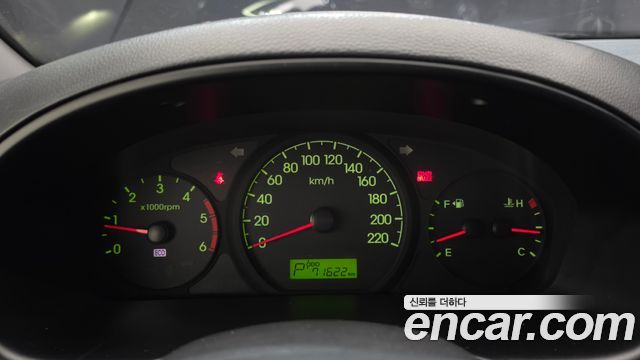 Hyundai Starex 2015 — photo 11