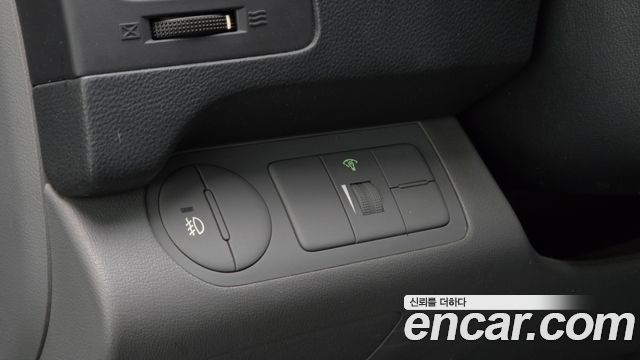 Hyundai Starex 2015 — photo 30