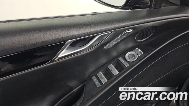 Genesis G80 2023 — photo 29