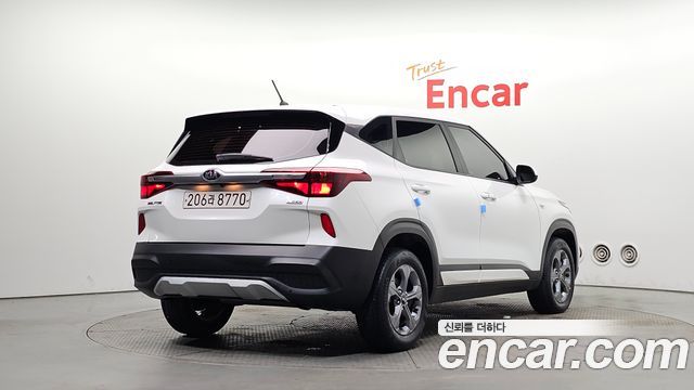 Kia Seltos 2022 — photo 2