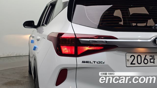 Kia Seltos 2022 — photo 9