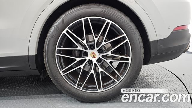 Porsche Cayenne 2024 — photo 7