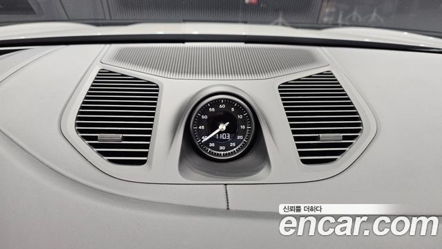 Porsche Cayenne 2024 — photo 27