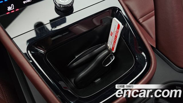 Porsche Cayenne 2024 — photo 29