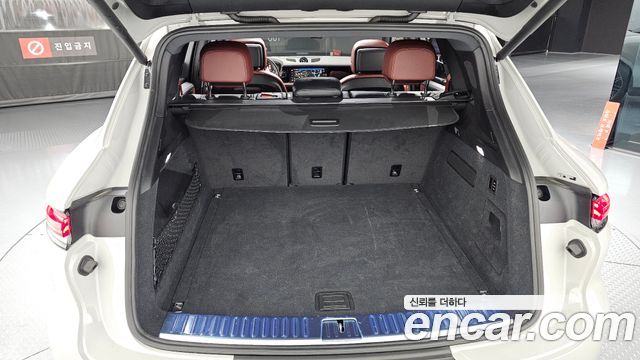 Porsche Cayenne 2024 — photo 38
