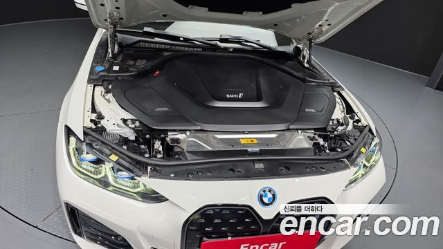 BMW i4 2024 — photo 6