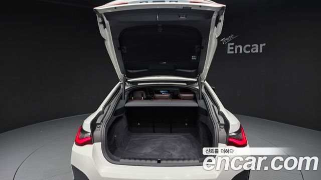 BMW i4 2024 — photo 26