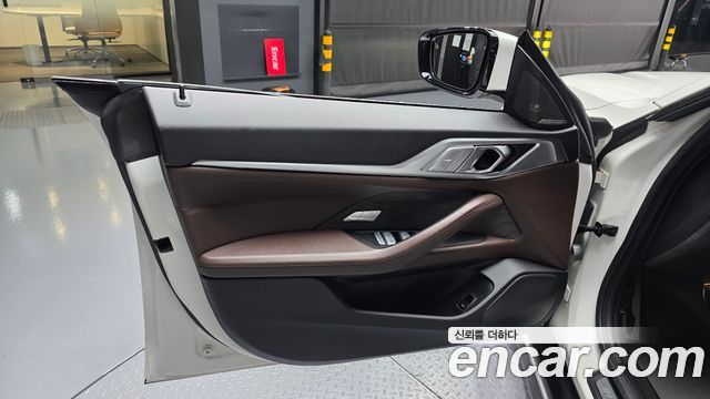 BMW i4 2024 — photo 14
