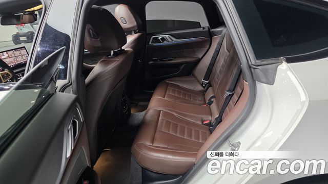 BMW i4 2024 — photo 16
