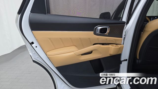 Kia Sorento 2023 — photo 15
