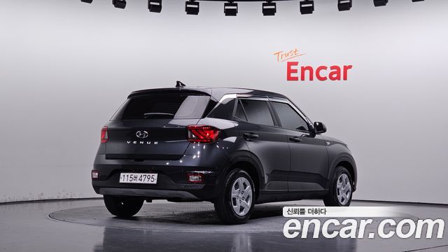 Hyundai Venue 2020 — photo 2