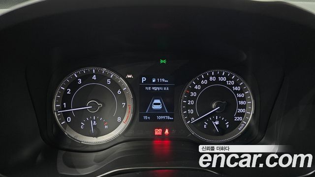 Hyundai Venue 2020 — photo 11