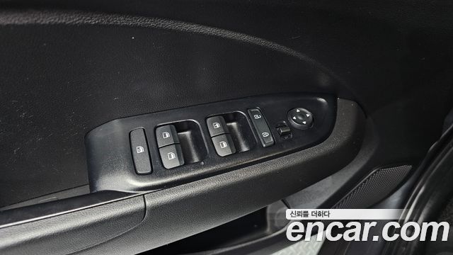 Hyundai Venue 2020 — photo 18