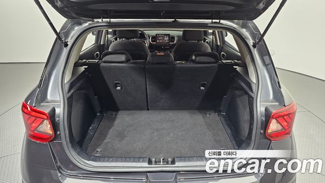 Hyundai Venue 2020 — photo 26