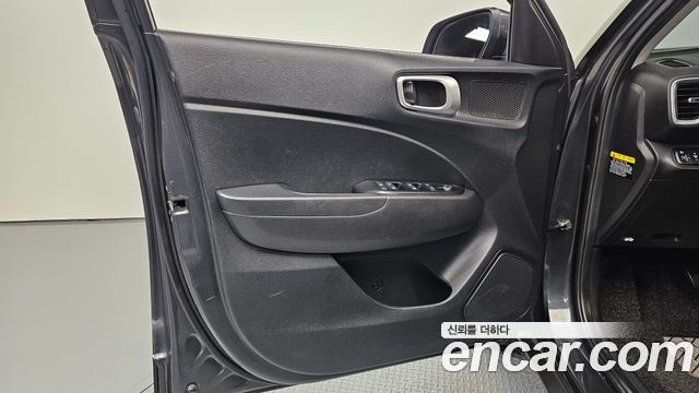 Hyundai Venue 2020 — photo 14