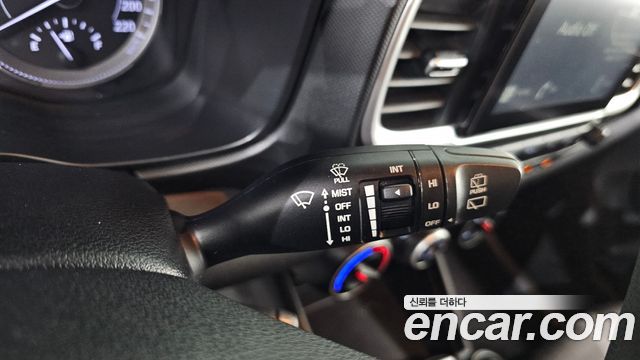 Hyundai Venue 2020 — photo 27