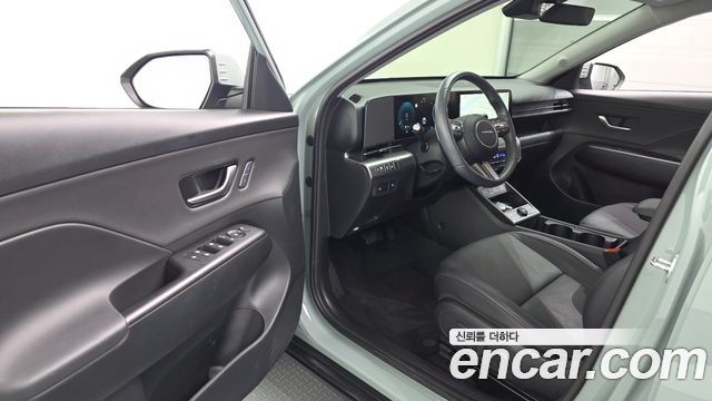 Hyundai Kona 2023 — photo 13