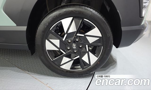 Hyundai Kona 2023 — photo 7