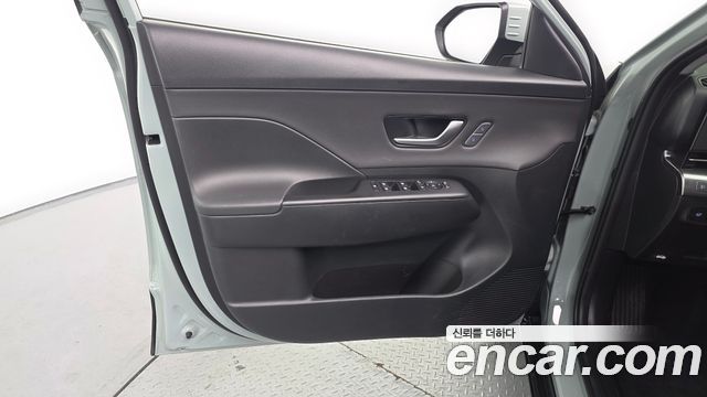 Hyundai Kona 2023 — photo 14