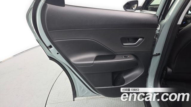 Hyundai Kona 2023 — photo 15