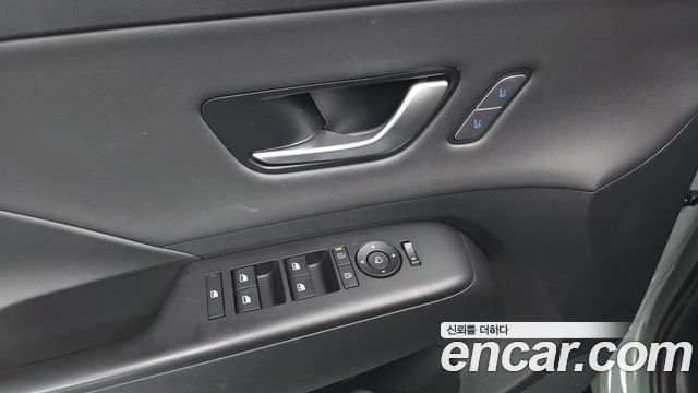 Hyundai Kona 2023 — photo 29
