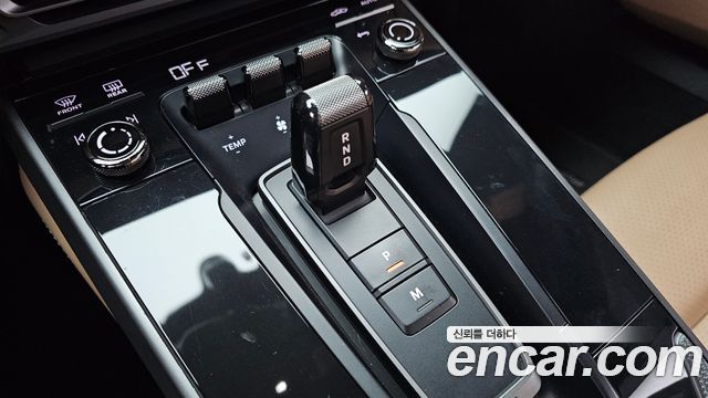 Porsche 911 2020 — photo 12
