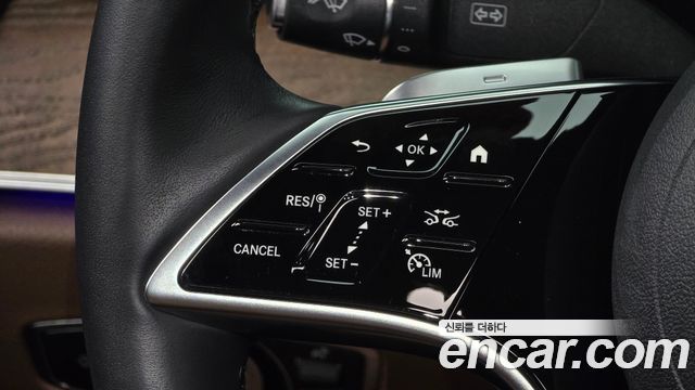 Mercedes-Benz E-Class 2022 — photo 29