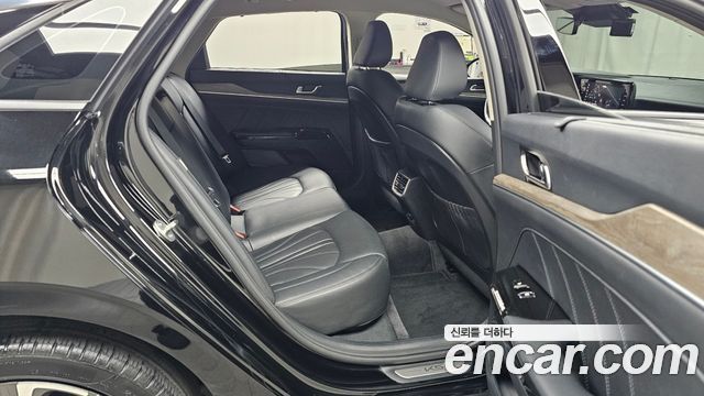 Kia K5 2023 — photo 11
