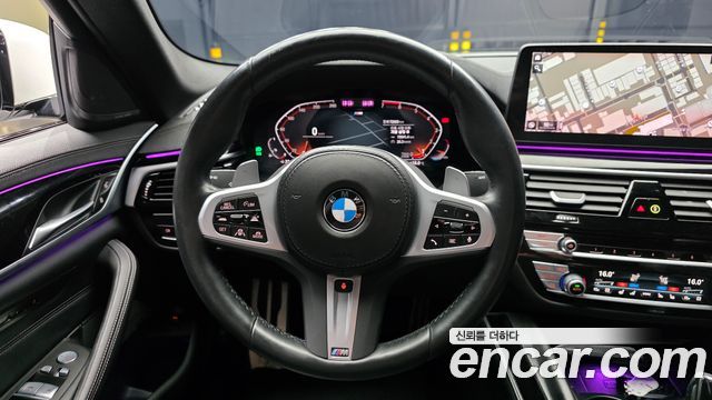 BMW 5-Series 2023 — photo 19