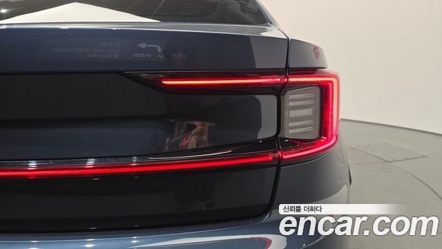 Polestar Polestar 2 2022 — photo 9