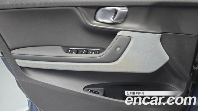 Polestar Polestar 2 2022 — photo 14