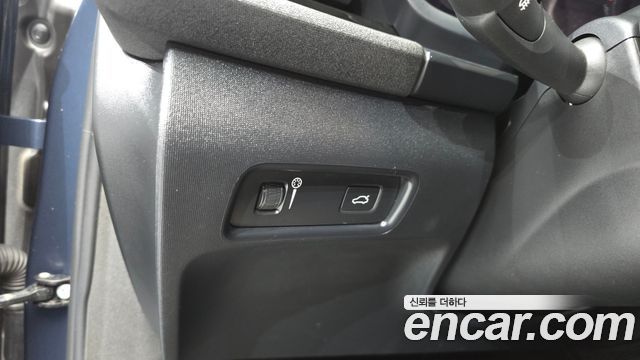 Polestar Polestar 2 2022 — photo 34
