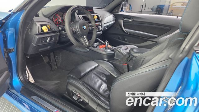 BMW M2 2017 — photo 10
