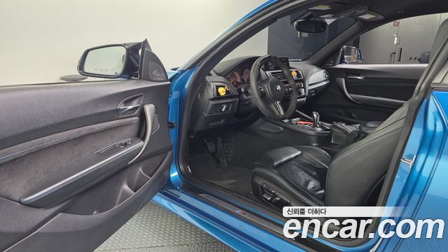 BMW M2 2017 — photo 13