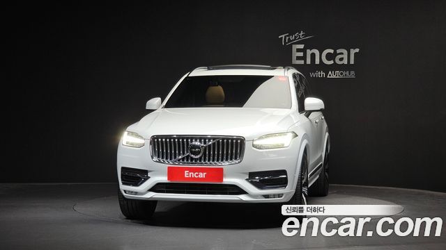 Volvo XC90 2022 — photo 3