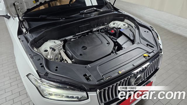 Volvo XC90 2022 — photo 6
