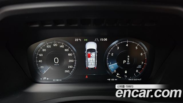 Volvo XC90 2022 — photo 11