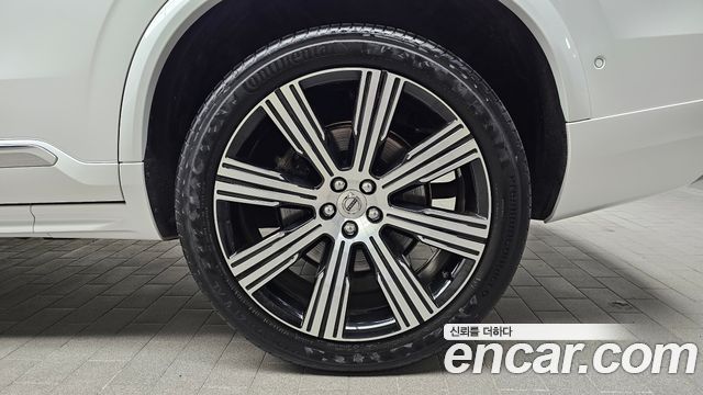 Volvo XC90 2022 — photo 7
