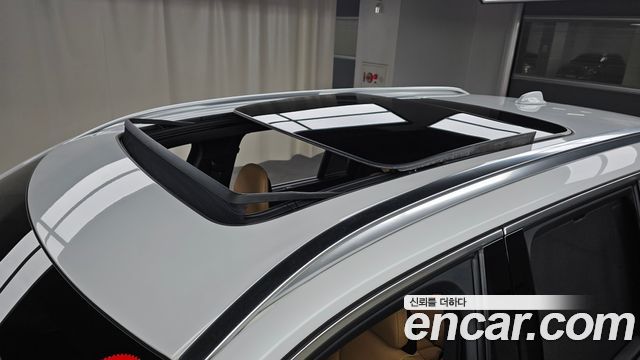 Volvo XC90 2022 — photo 29