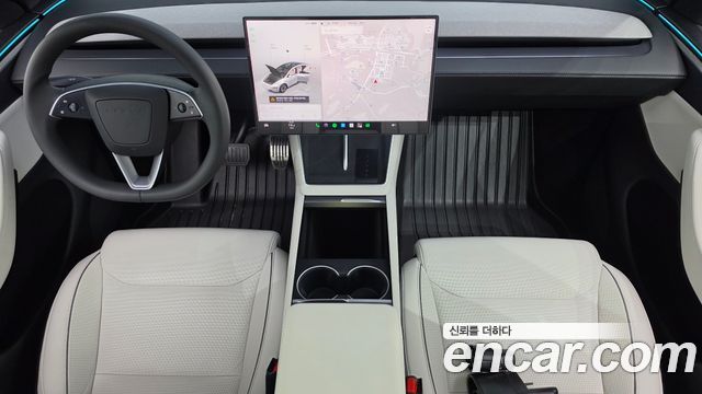 Tesla Model Y 2026 — photo 10