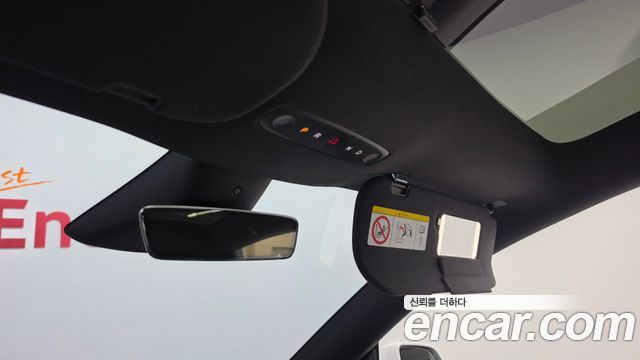 Tesla Model Y 2026 — photo 26