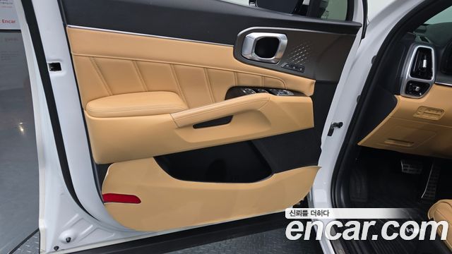 Kia Sorento 2023 — photo 14