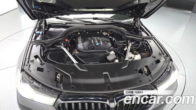 BMW Gran Turismo 2023 — photo 6